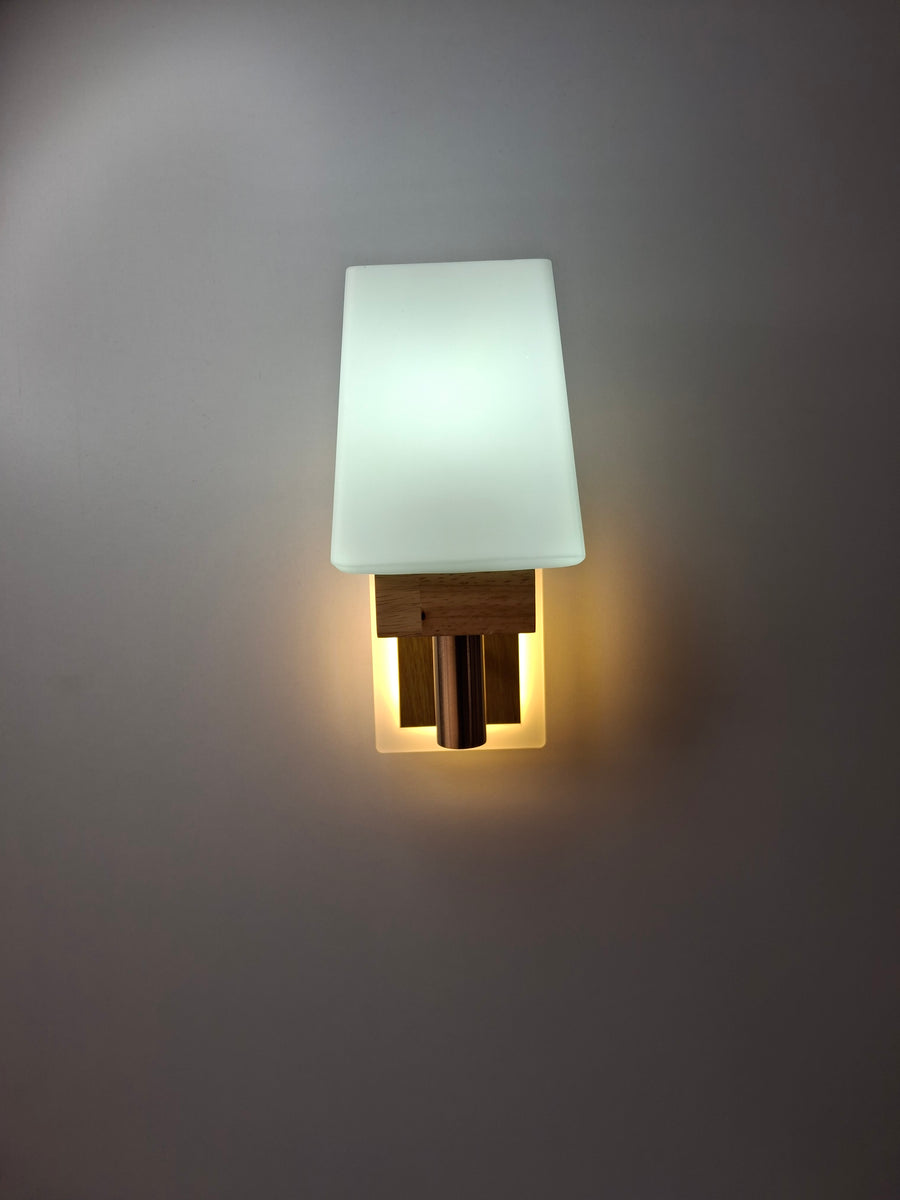 Creative Wood Wall Lantern Modern Simple Wall Light