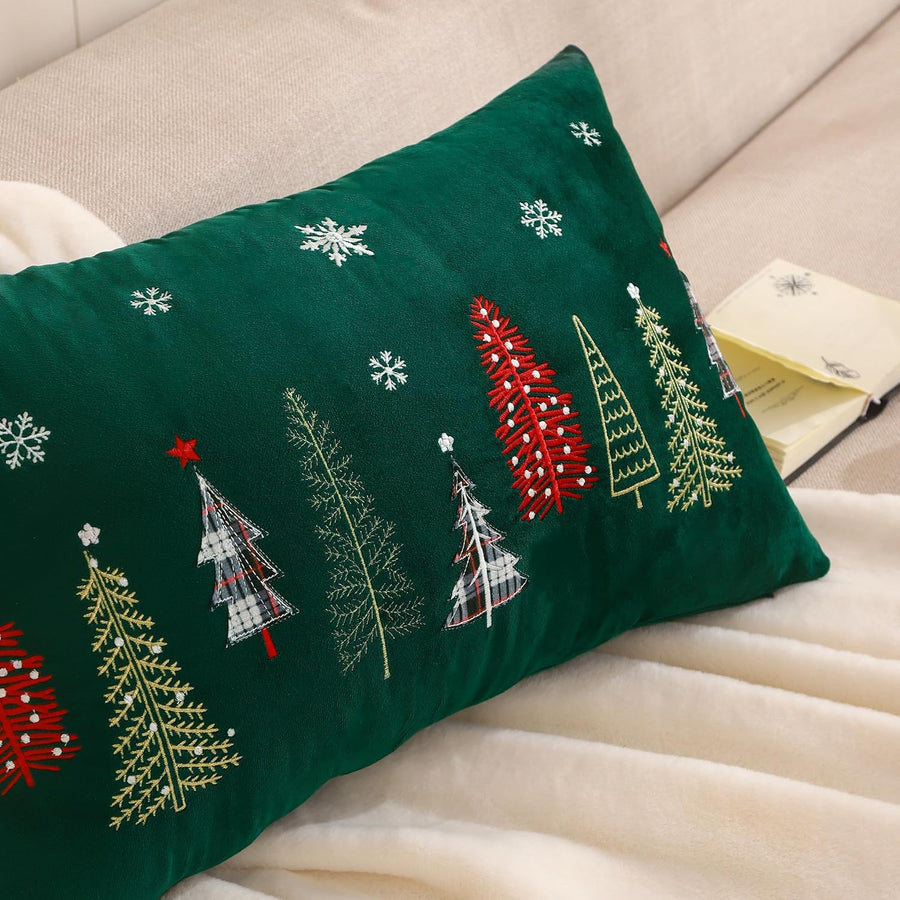 16 x 26 CM set of 2 Christmas Velvet Pillowcases