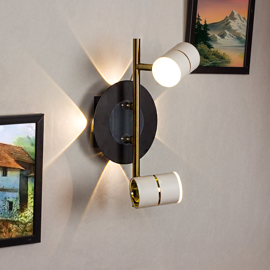 Dual focus with multiple reflection metal Wall Light