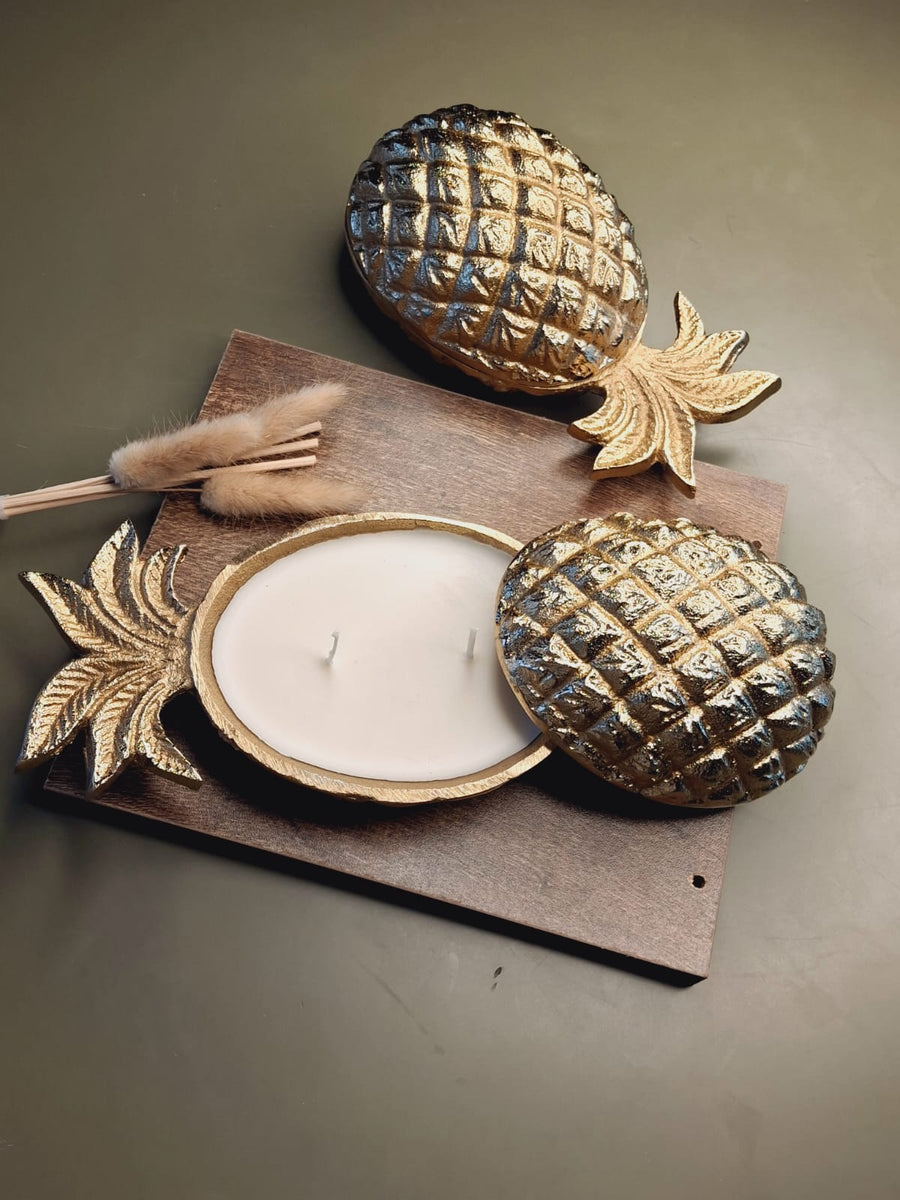 Decorative Home Lights Luxe Pineapple Oudh Scented Candle